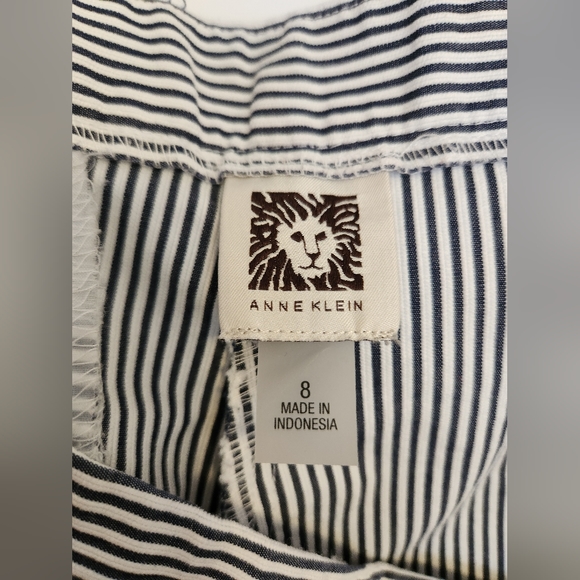 Anne Klein blue-white striped pants - Picture 3 of 12